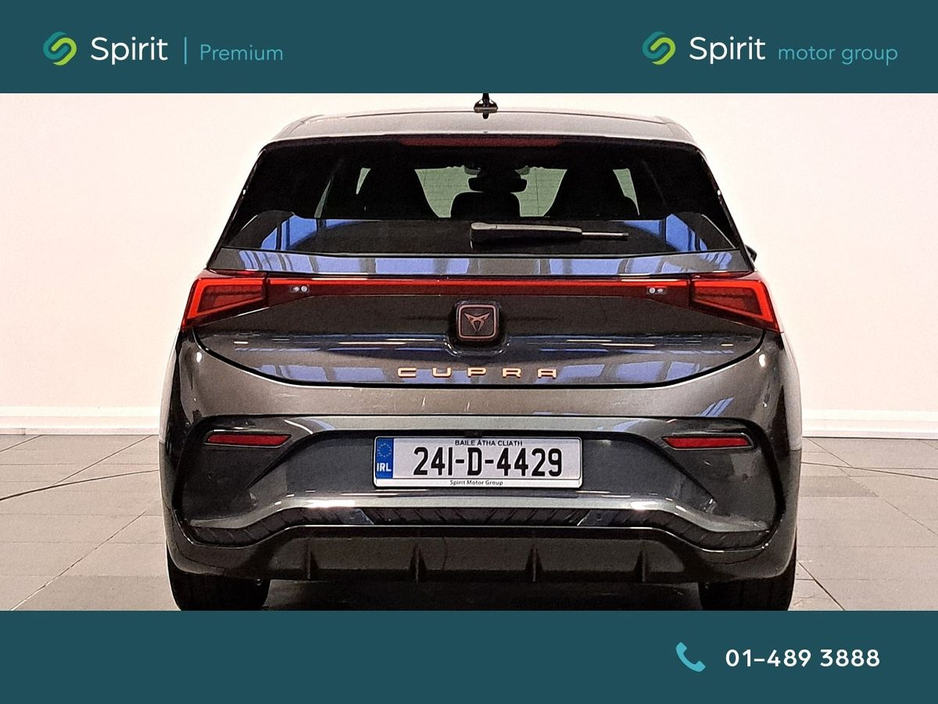 2024 Cupra Born - image 7
