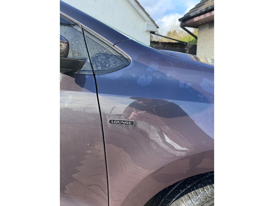 2015 Volkswagen Polo - image 6