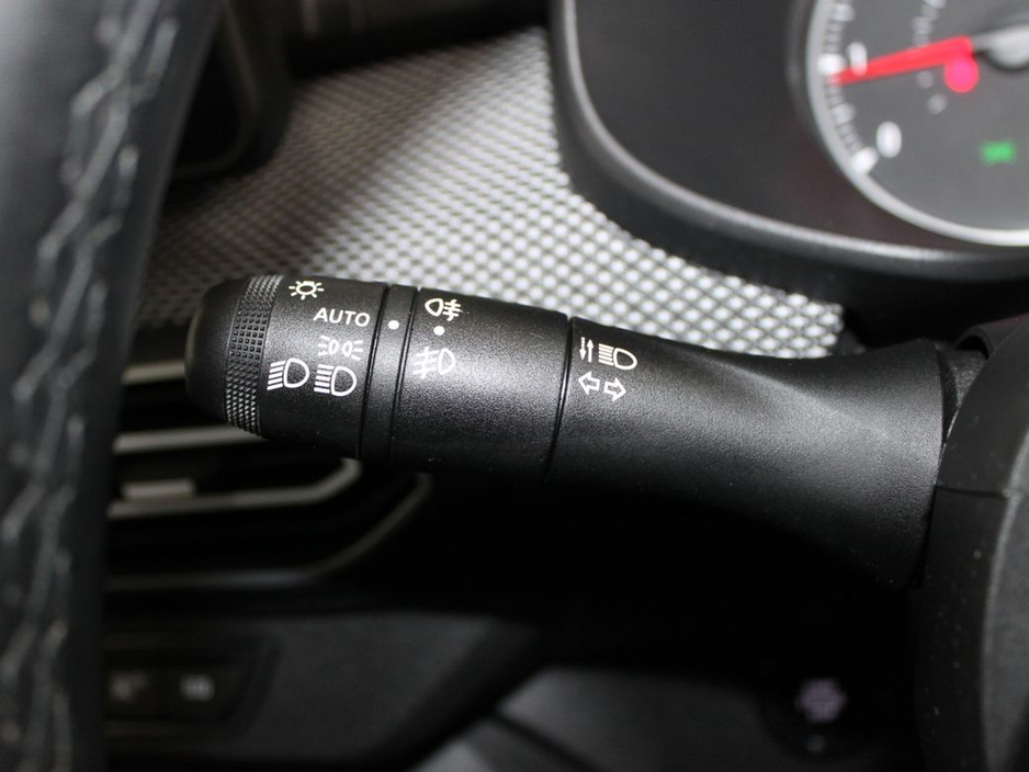 2023 Dacia Sandero - image 22