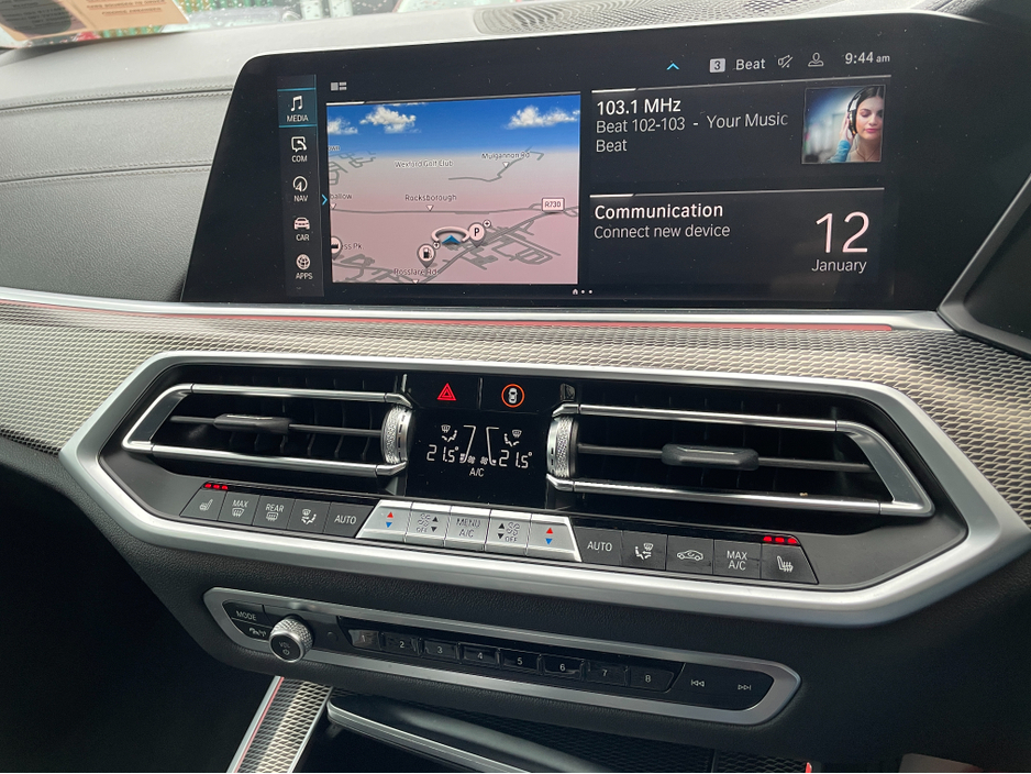 2022 BMW X5 - image 17