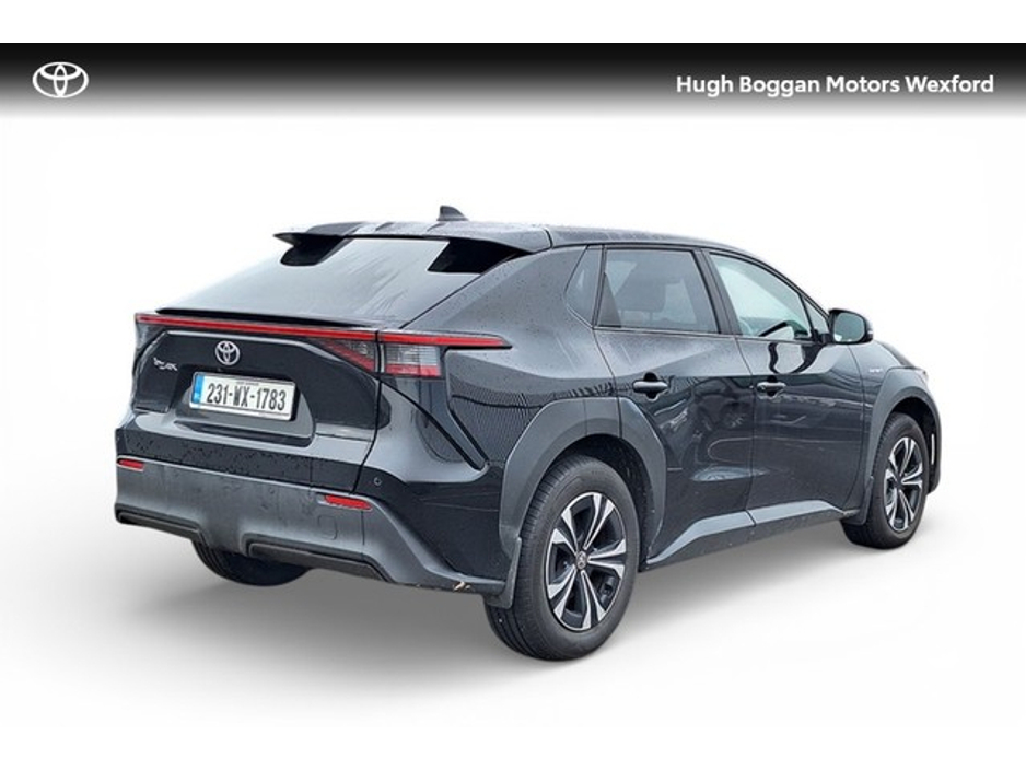 2023 Toyota bZ4X - image 2