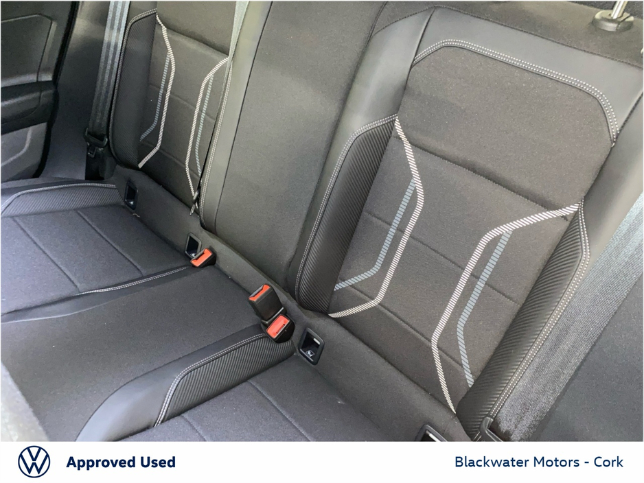 2024 Volkswagen Taigo - image 25