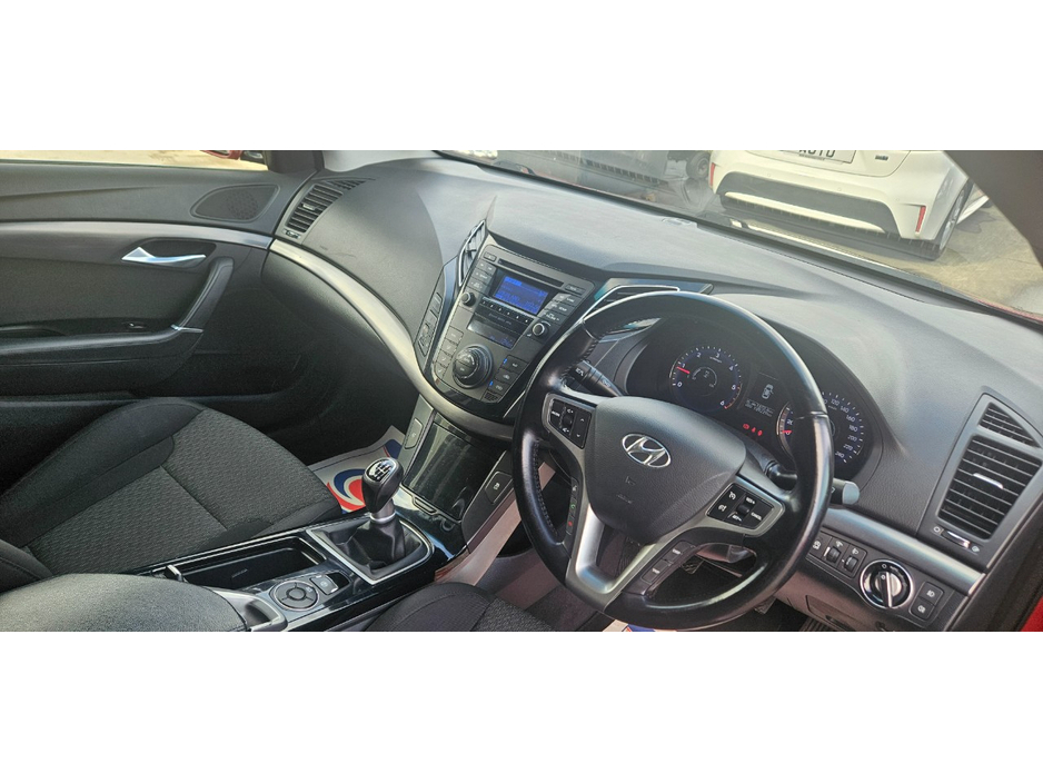 2015 Hyundai i40 - image 25