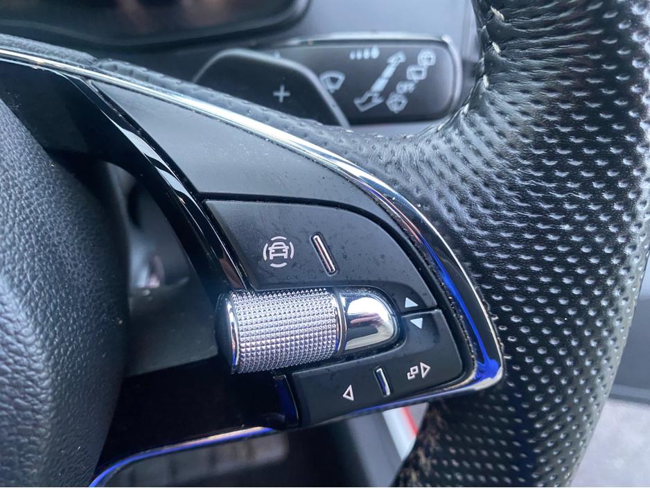 2023 Skoda Karoq SPORT 2.0 TDI 115HP DSG 5 5DR AUTO €33,995