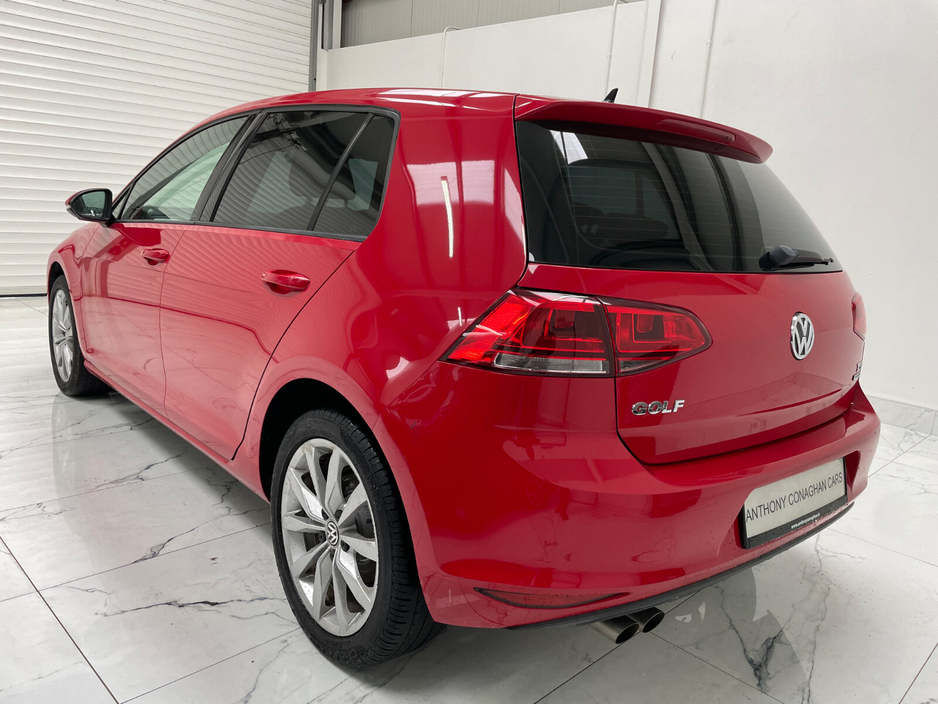 2014 Volkswagen Golf - image 6