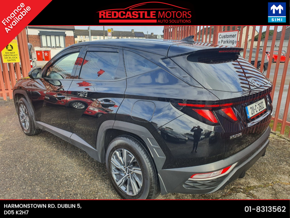 2021 Hyundai Tucson - image 3