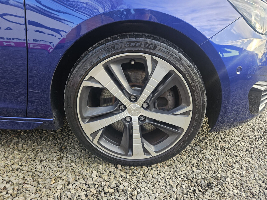 2016 Peugeot 308 - image 33