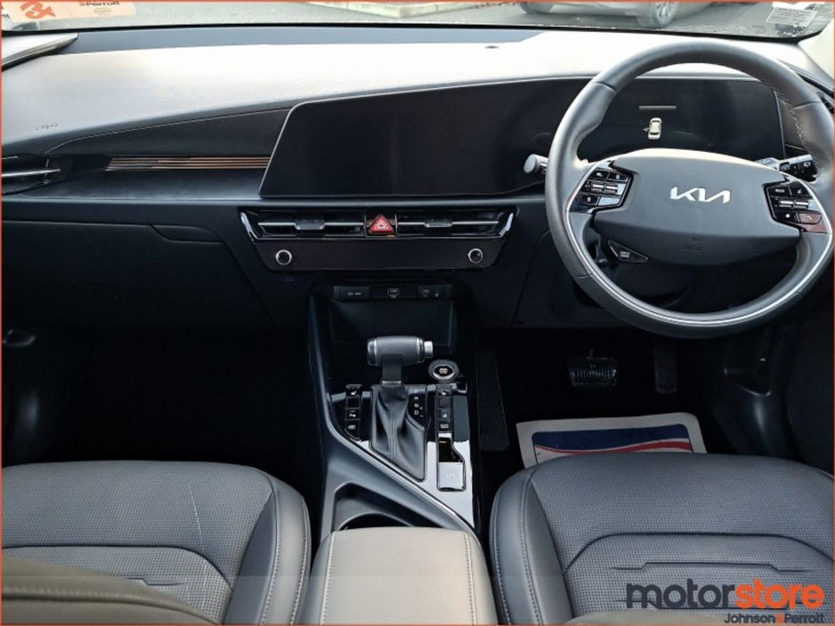 2025 Kia Niro K3 1.6 Petrol HEV (Kia Warranty / AA Membership / Bishopstown) €35,900