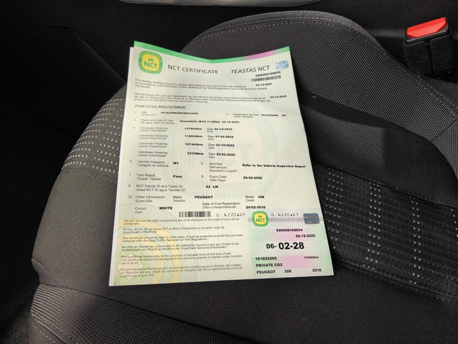 2016 Peugeot 308 - image 13