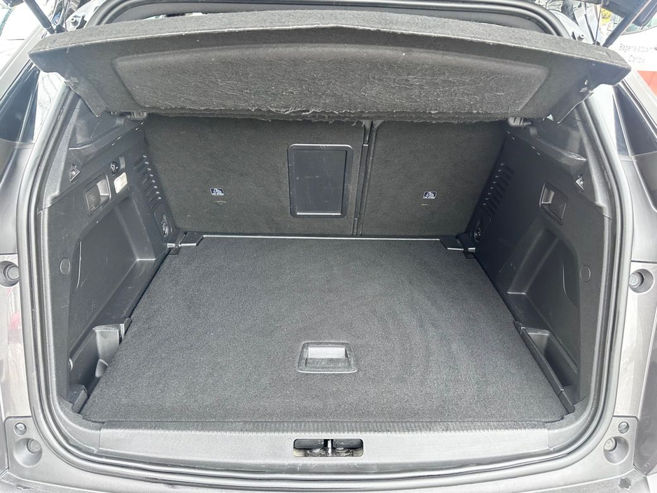 2019 Peugeot 3008 - image 17