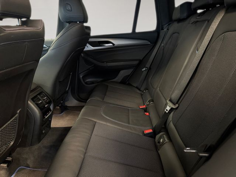 2019 BMW X3 - image 16