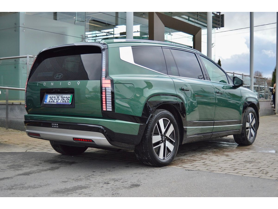 2025 Hyundai Ioniq 9 RWD standard (Long Range) Platinum €73,995