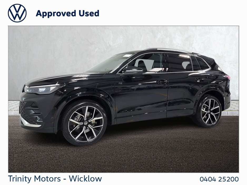 2025 Volkswagen Tiguan - image 13