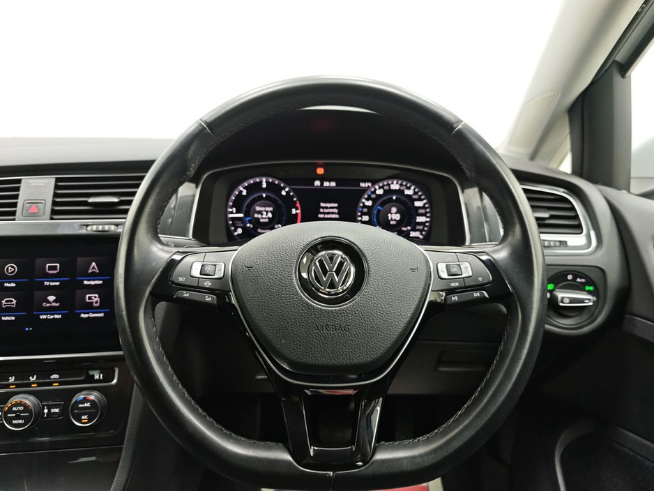 2019 Volkswagen Golf 2.0 TDI Automatic €22,995