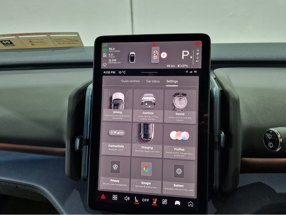 2024 Volvo EX30 - image 20