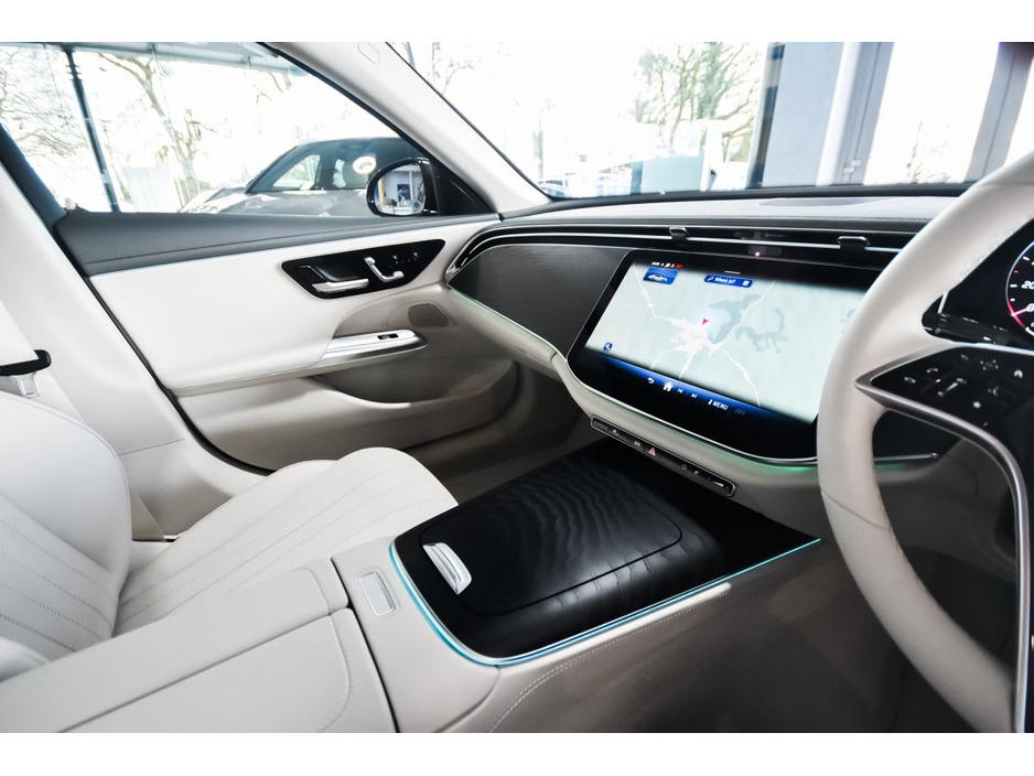 2024 Mercedes-Benz E Class E220d Avantgarde Plus Auto €67,850