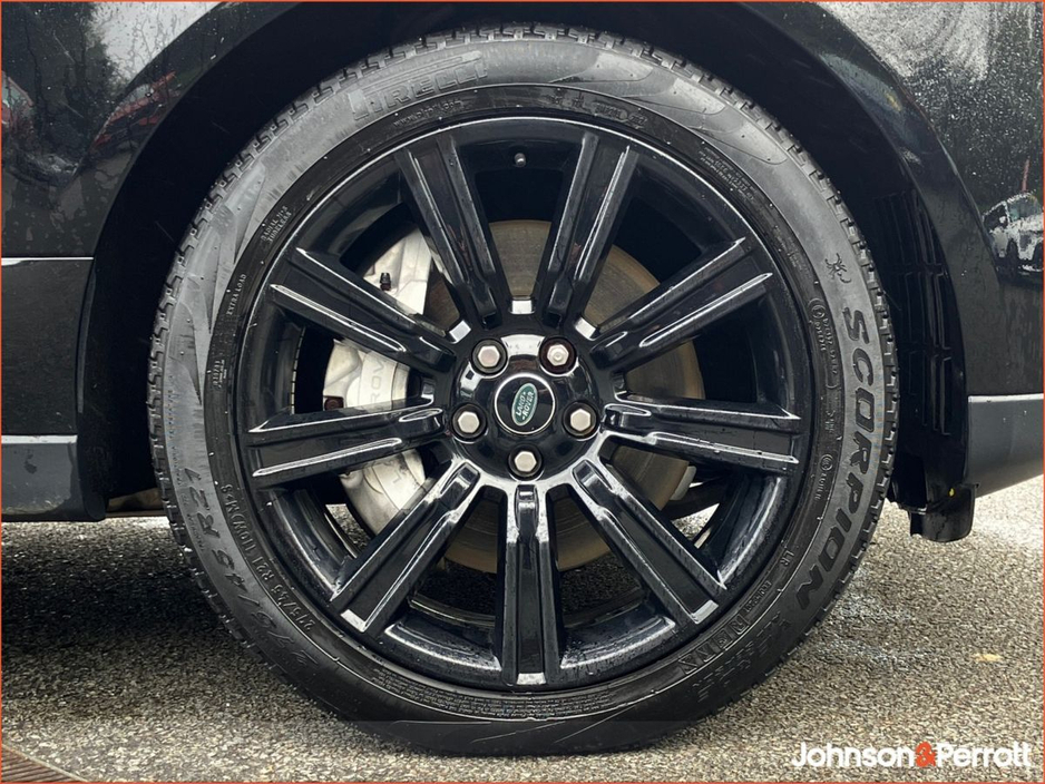 2021 Land Rover Range Rover - image 9