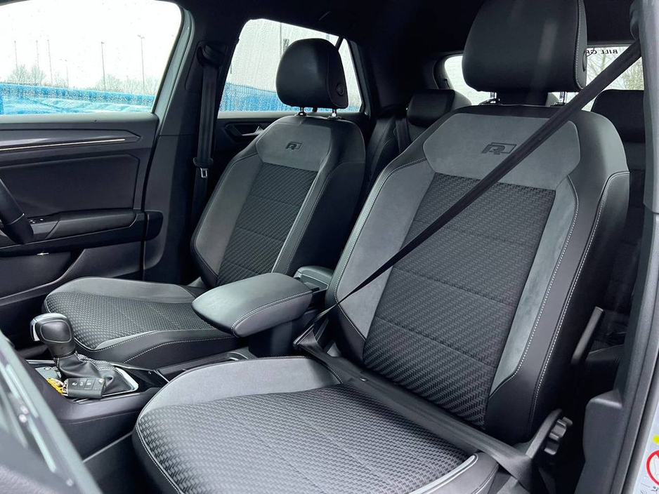 2020 Volkswagen T-Roc R-LINE 2.0 TDI * BIG SPEC * // PARKING SENSORS // R-LINE SPORT SEATS // DIGITAL CLUSTER €26,900