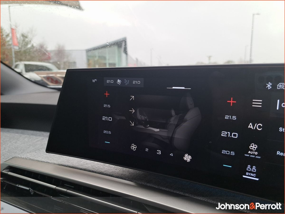 2025 Peugeot 5008 1.2 MHEV 145bhp E-DCS6 Allure €52,900