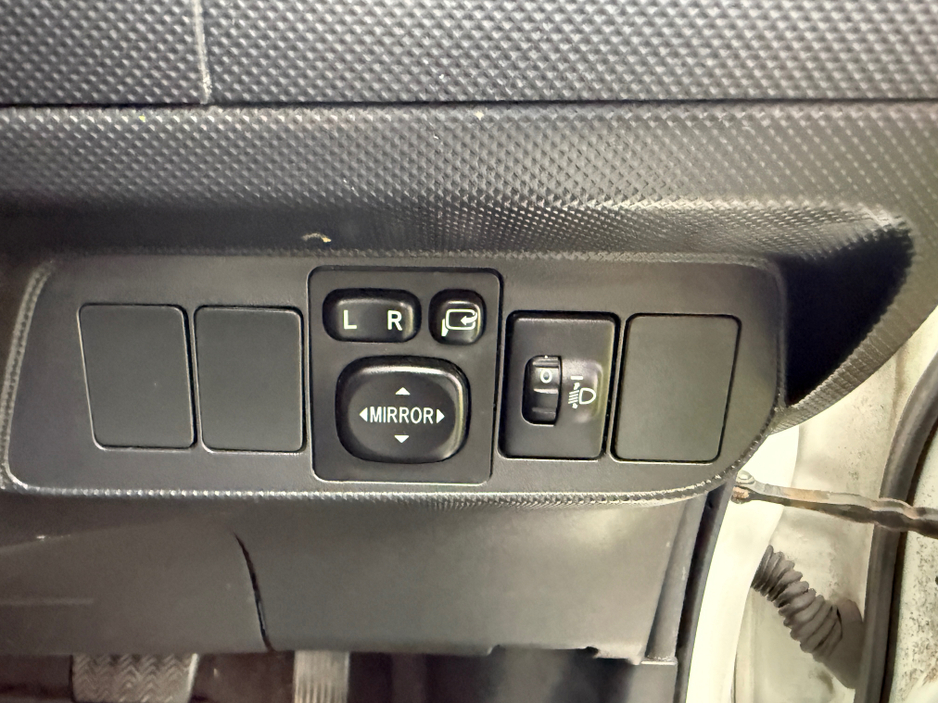 2012 Toyota Auris 1.8 AUTO HYBRID IRISH CAR