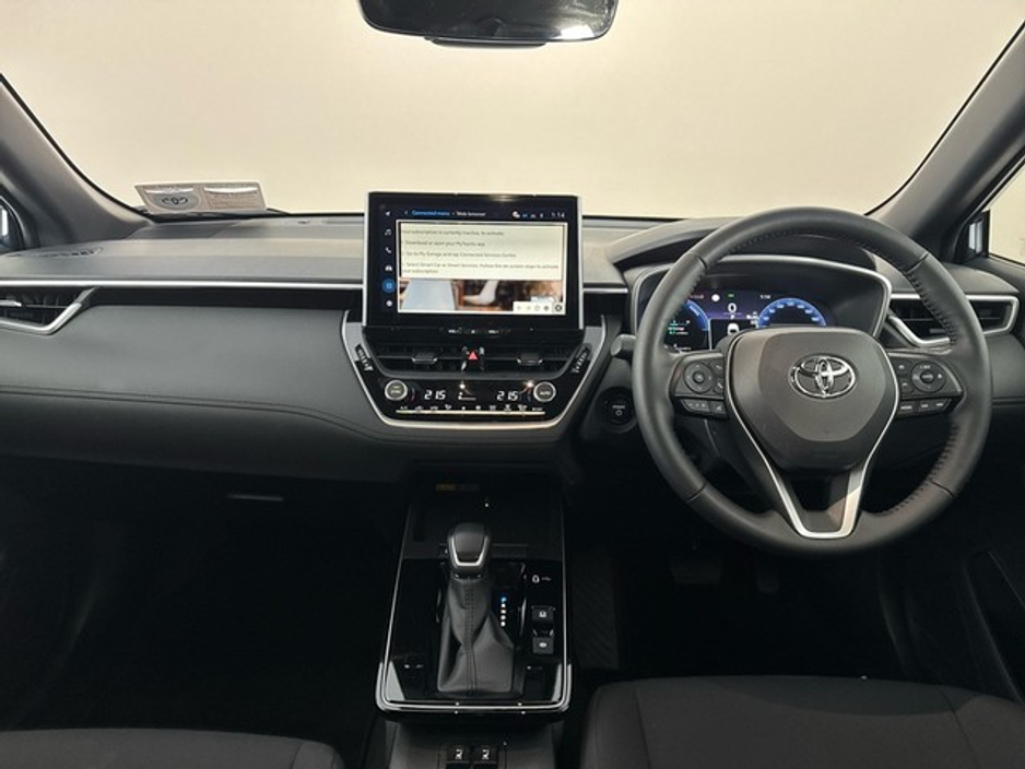 2025 Toyota Corolla Cross - image 8