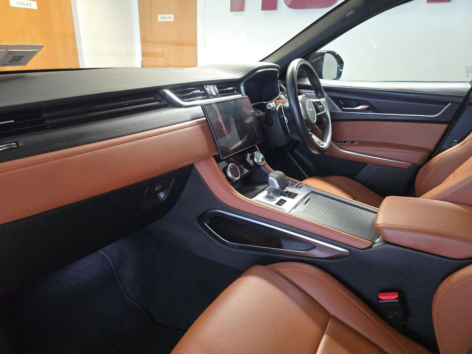 2021 Jaguar F-Pace P400e AWD R DYNAMIC PHEV HYBRID BLACK PACK €42,500