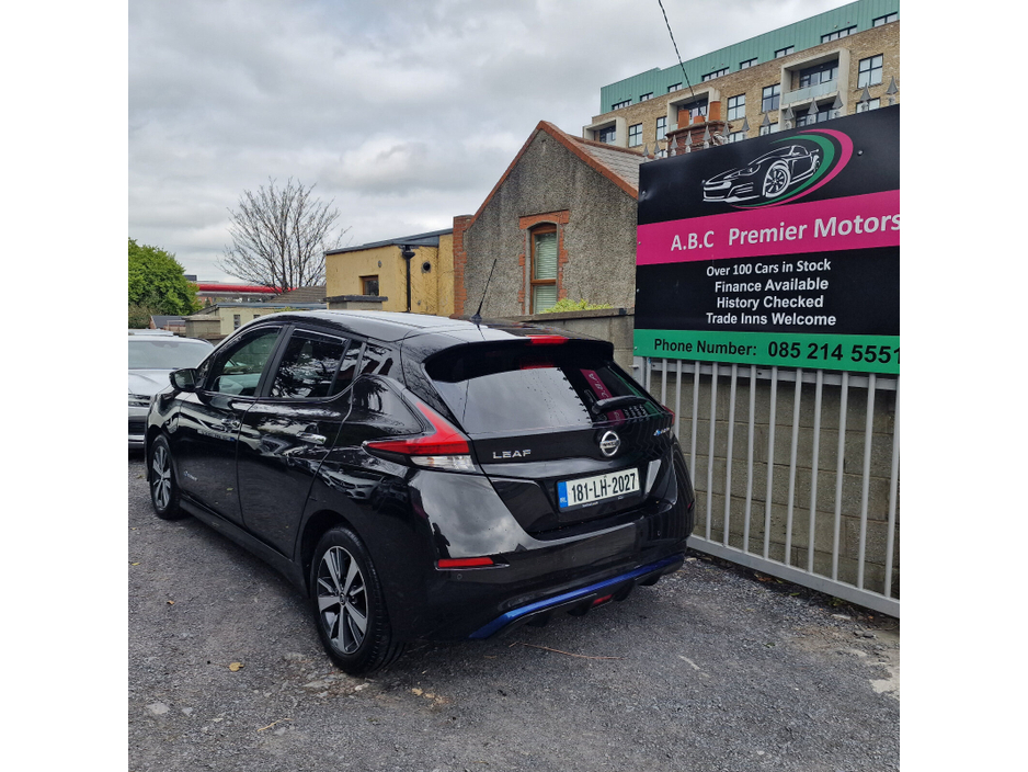 2018 Nissan Leaf - image 6