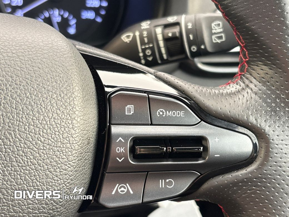 2023 Hyundai i30 - image 19