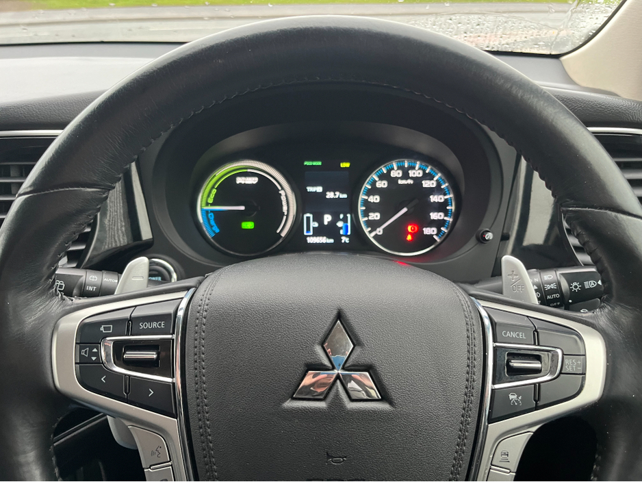 2017 Mitsubishi Outlander 2.0 PHEV AUTO LOW KMS €17,450