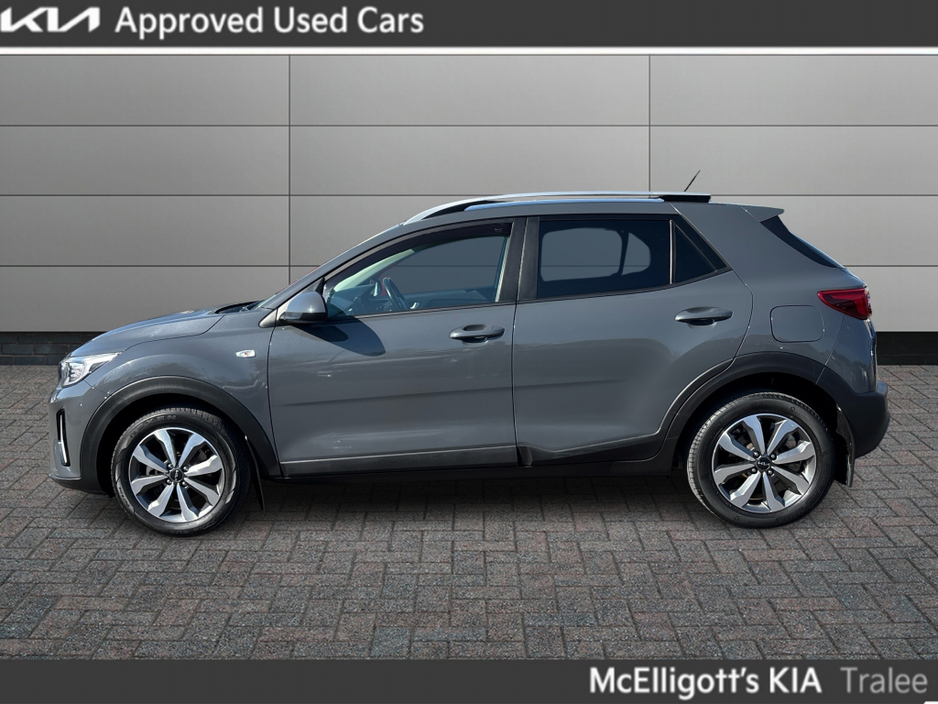 2022 Kia Stonic - image 6