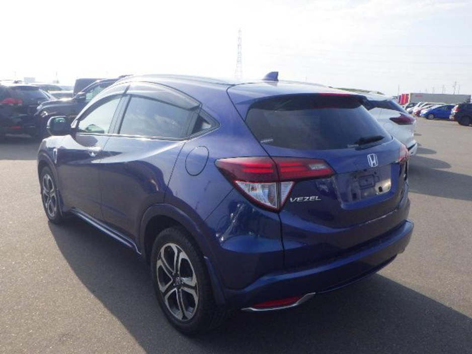 2014 Honda Vezel - image 5