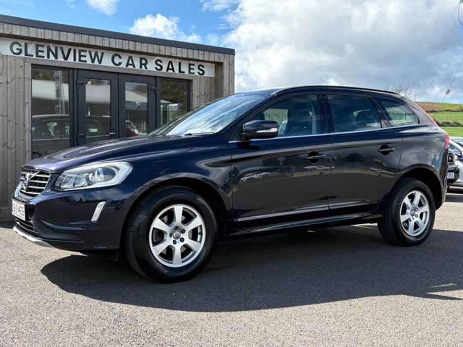 2016 Volvo XC60 - image 3