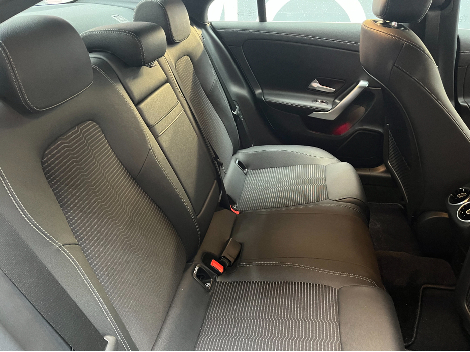 2023 Mercedes-Benz CLA Class €37950 2023 MERCEDES-BENZ CLA200D 1.9 AUTOMATIC / CRUISE CONTROL / REVERSE CAMERA / ELECTRIC MEMORY & HEATED SEATS / PADDLE SHIFTERS / AMBIENT LIGHTS AND MORE €37,950