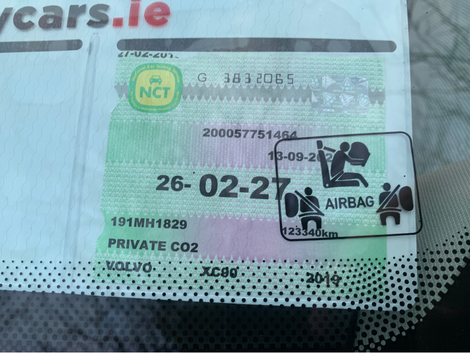 2019 Volvo XC90 - image 25