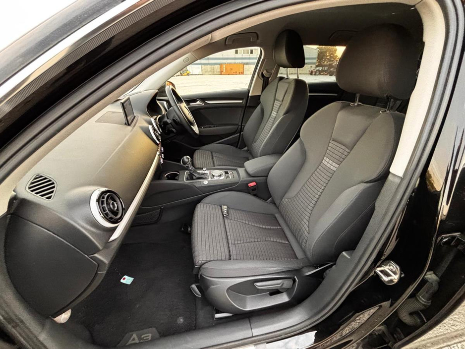 2016 Audi A3 - image 2