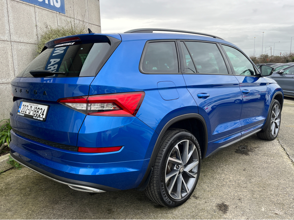 2020 Skoda Kodiaq SPORTLINE 7 SEATER AUTOMATIC 150BHP 2.0 DIESEL //PANORAMIC GLASS ROOF//HEATED SEATS AND STEERING WHEEL//REVERSE CAMERA// €33,950