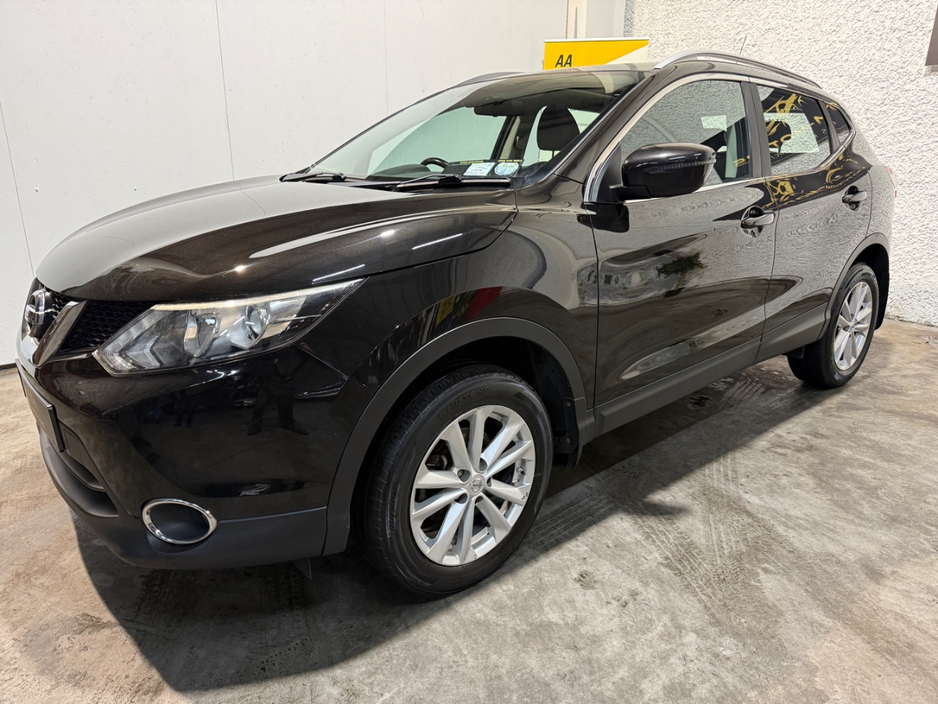 2016 Nissan Qashqai - image 3