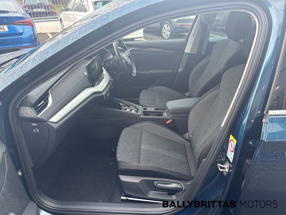 2023 Skoda Octavia Style 2.0TDI 115HP DSG With Extras €33,750