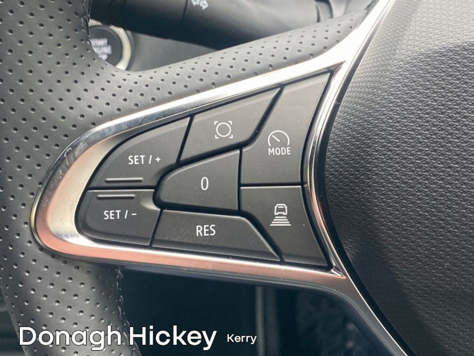 2026 Renault Captur - image 18