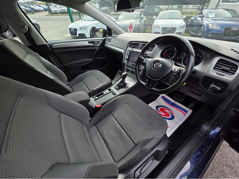2016 Volkswagen Golf - image 5