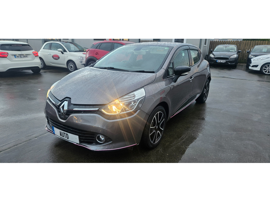 2015 Renault Clio lutecia automatic 1.2 petrol dynamique low kms €8,995