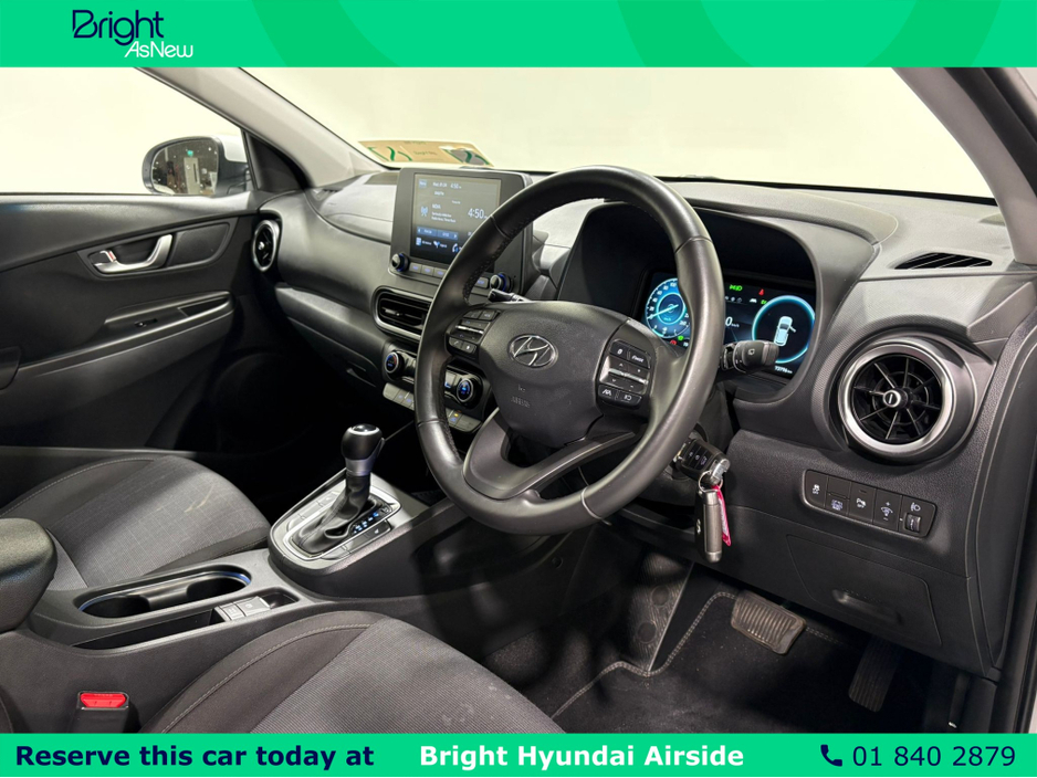 2022 Hyundai Kona - image 12