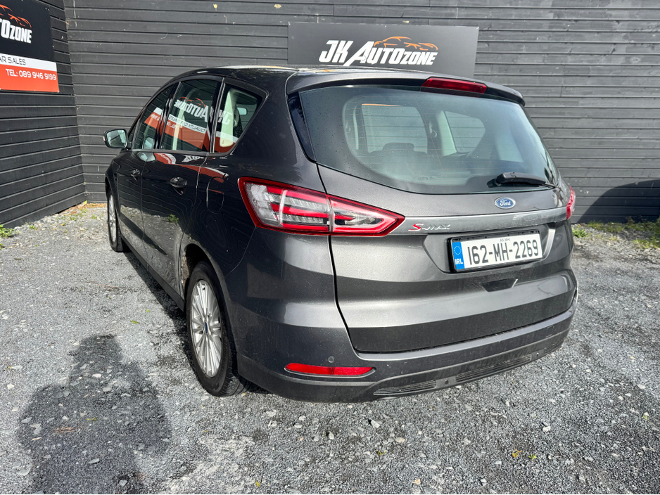 2016 Ford S-Max - image 4