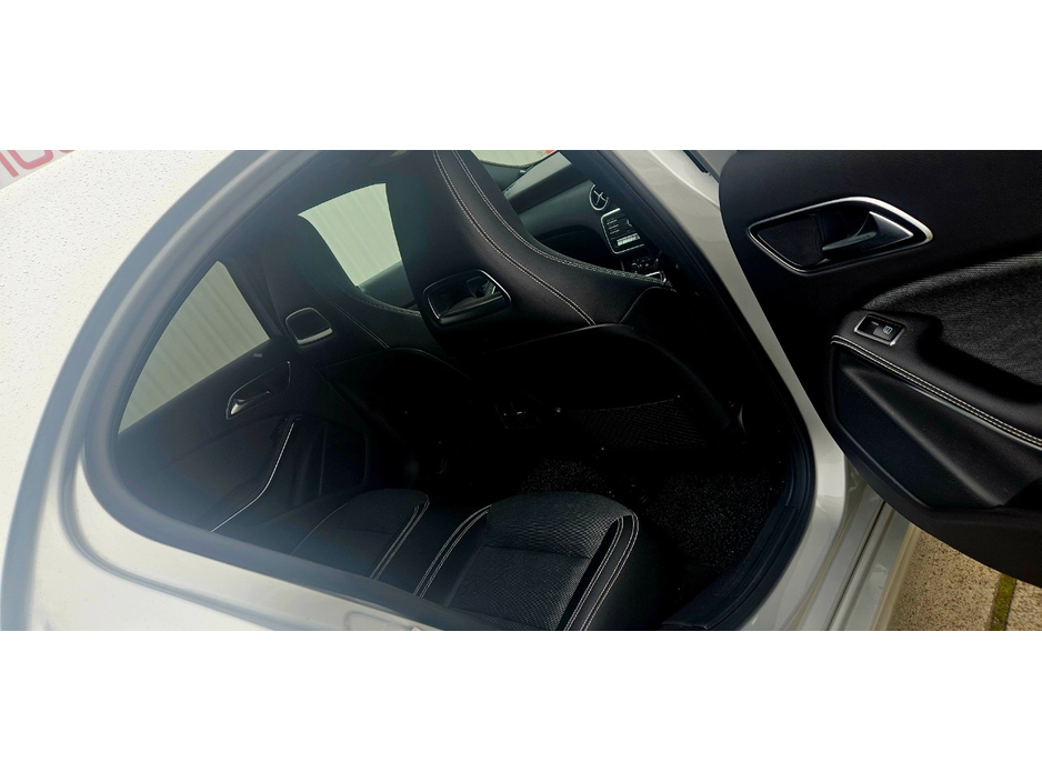 2016 Mercedes-Benz A Class - image 28