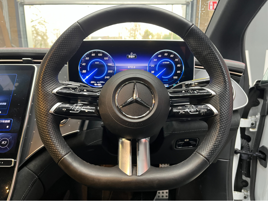 2022 Mercedes-Benz EQE €41950 2022 MERCEDES-BENZ EQE 350+ / CRUISE CONTROL / 360° PARKING CAMERA / ELECTRIC MEMORY HEATED & MASSAGING SEATS / AMBIENT LIGHTS / PADDLE SHIFTERS / APPLE CARPLAY / PANORAMIC SUNROOF €41,950