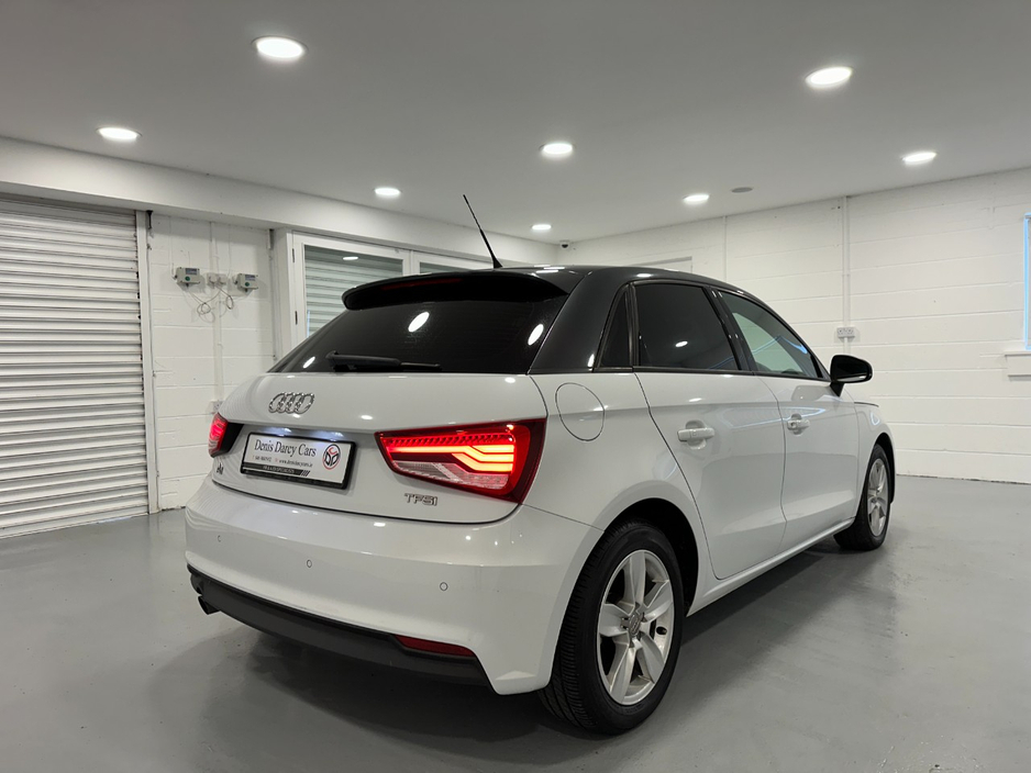 2016 Audi A1 - image 16