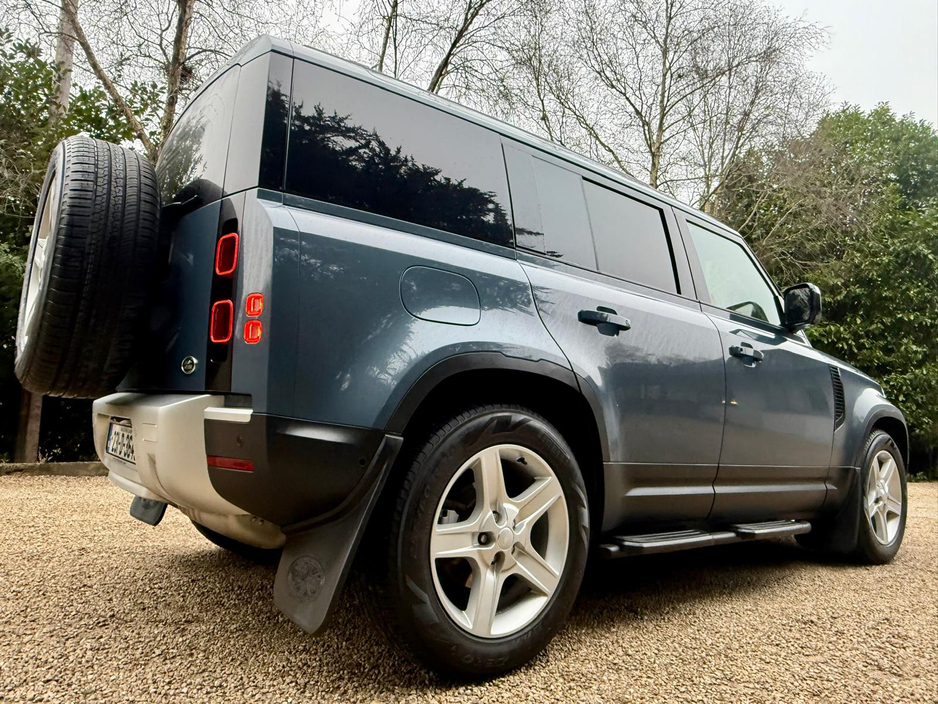 2023 Land Rover Defender 3.0D 110 SE 3 Seat Commercial €50,365