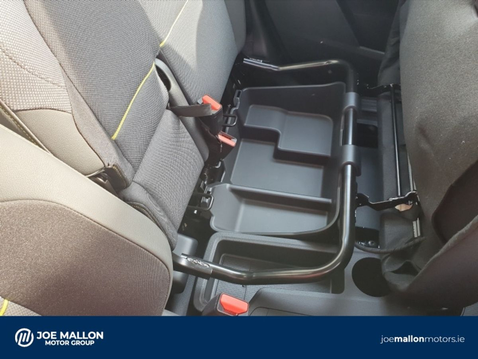 2026 Renault Kangoo - image 27