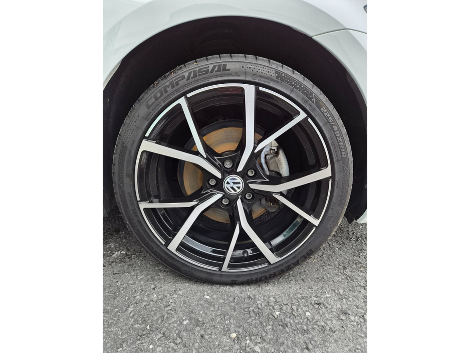 2018 Volkswagen Golf - image 7