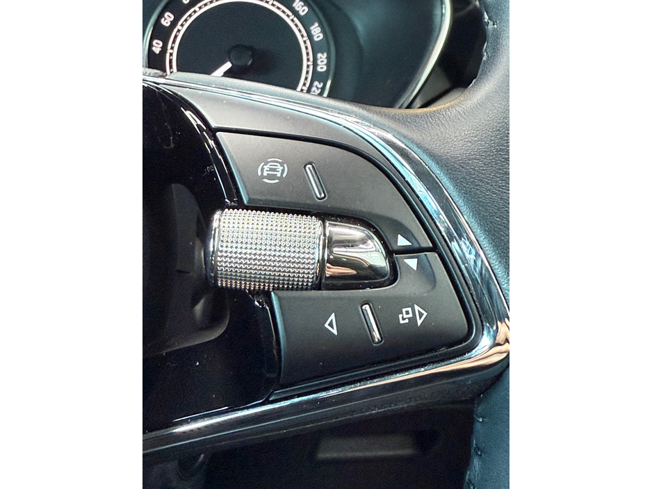 2022 Skoda Fabia - image 11